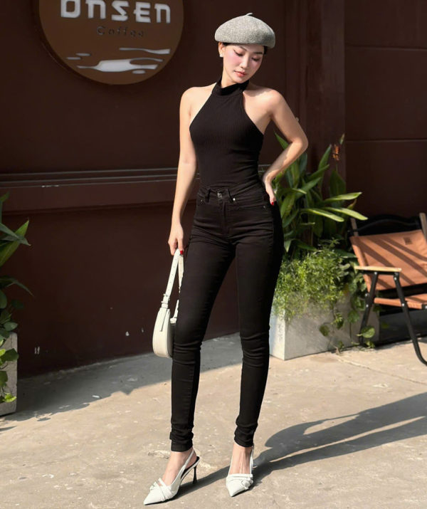 Quần Jean Nữ Lưng Cao Màu Đen