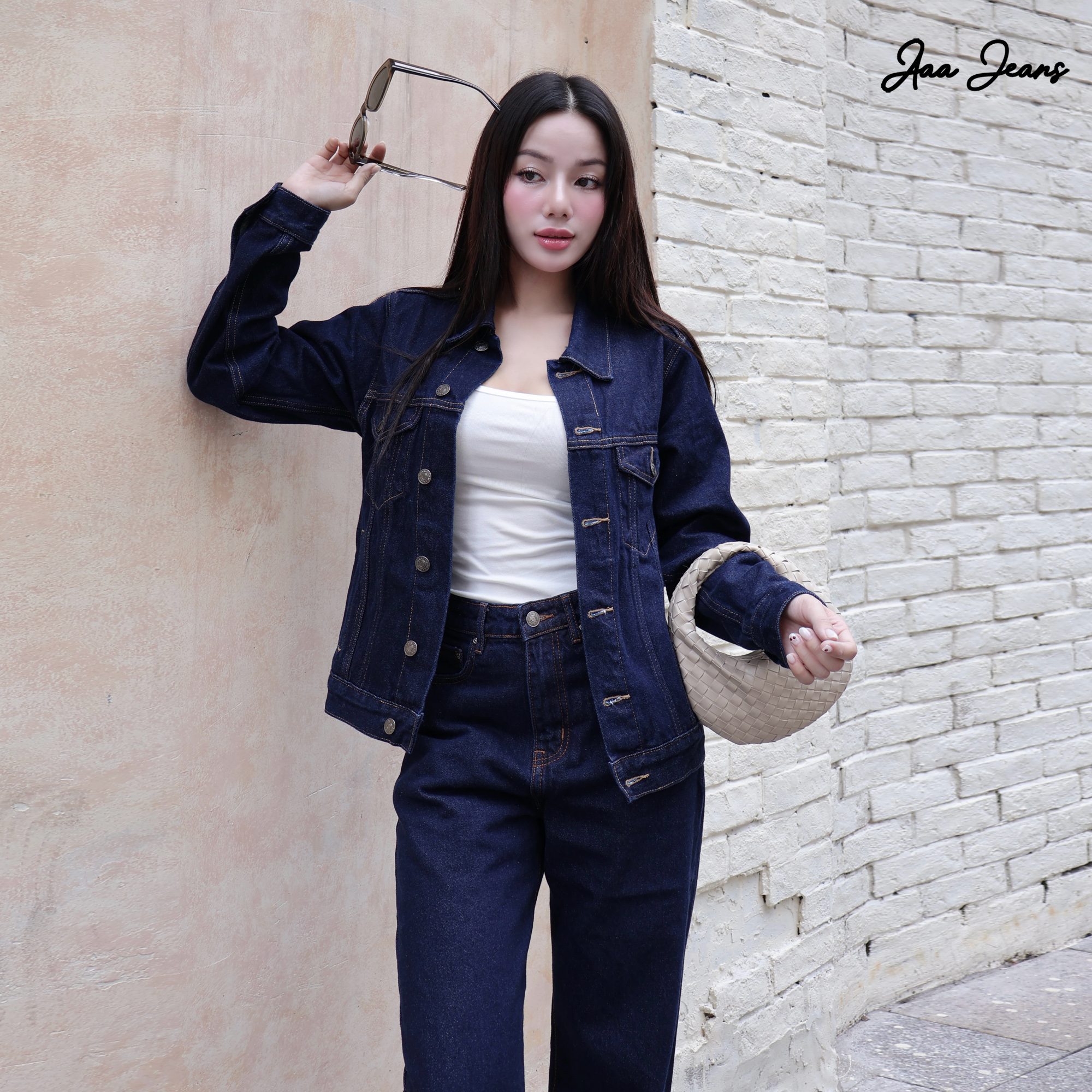 Áo Khoác Jean Nữ Trơn Xanh Indigo