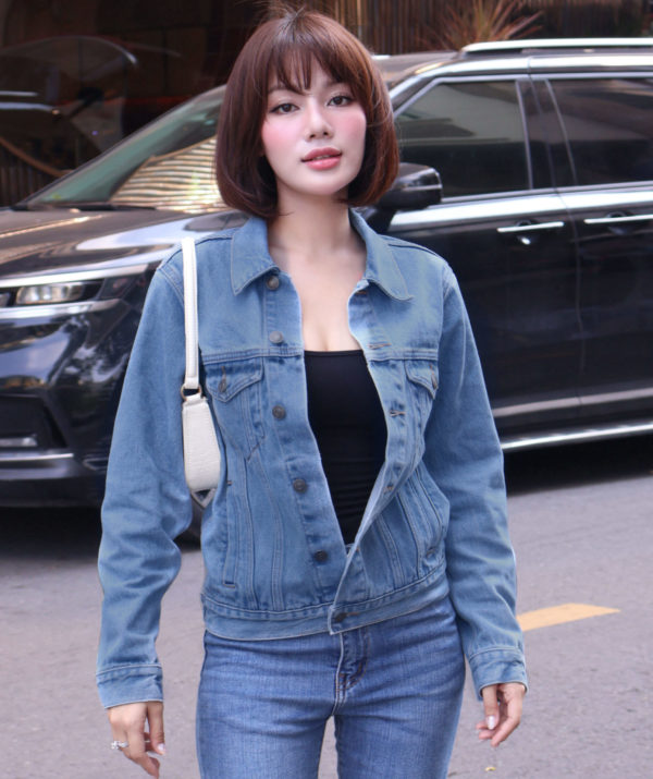 Áo Khoác Bò Nữ Trơn Màu Classic Blue