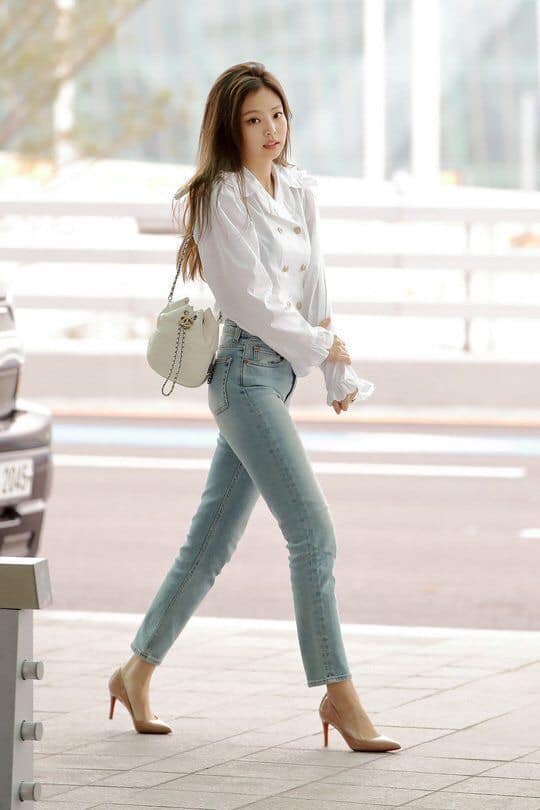 Gìay cao gót và quần Jean Skinny là bí mật "hack chiều cao" của các ngôi sao K - pop