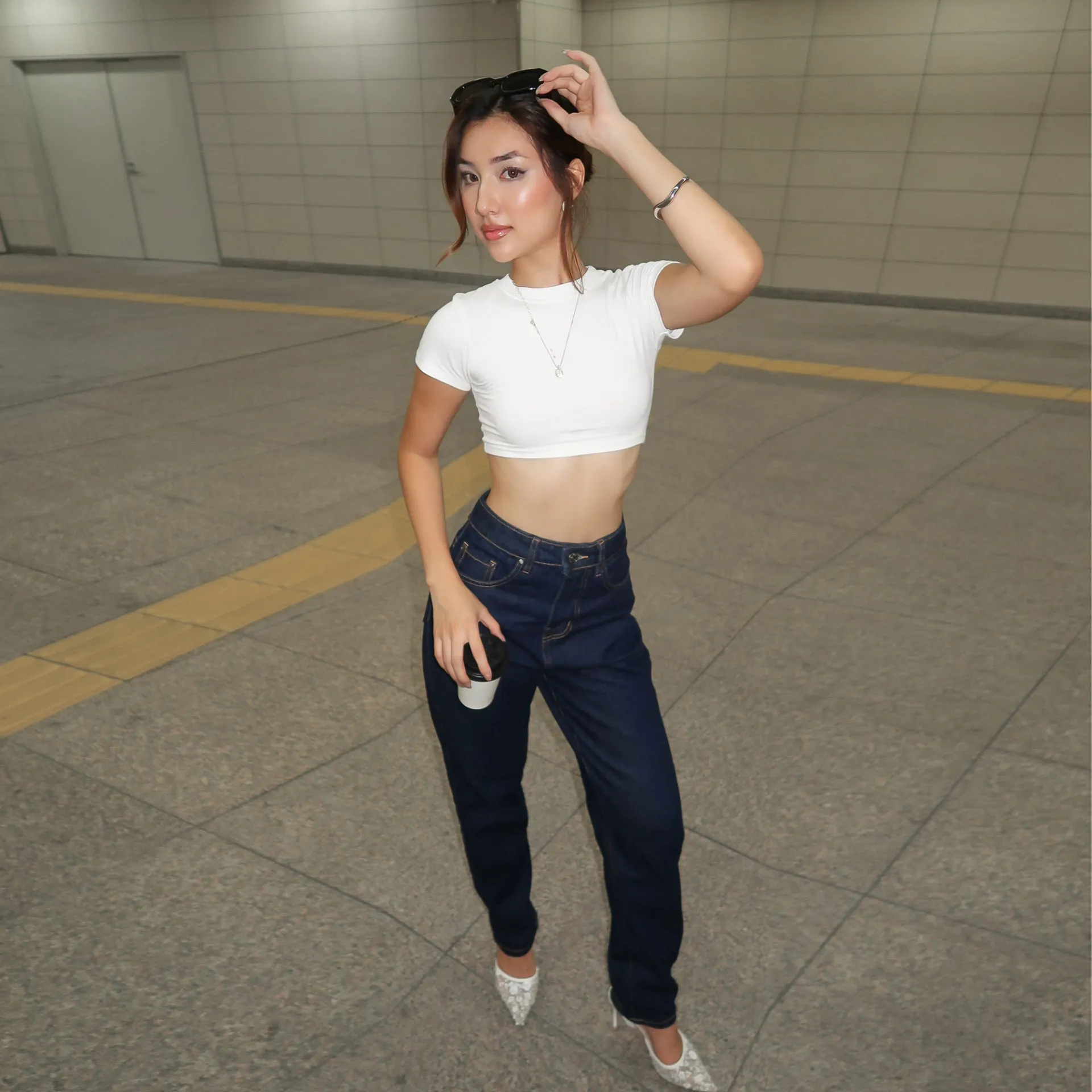 Quần Mom Jeans Lưng Cao Màu Indigo - ảnh 6