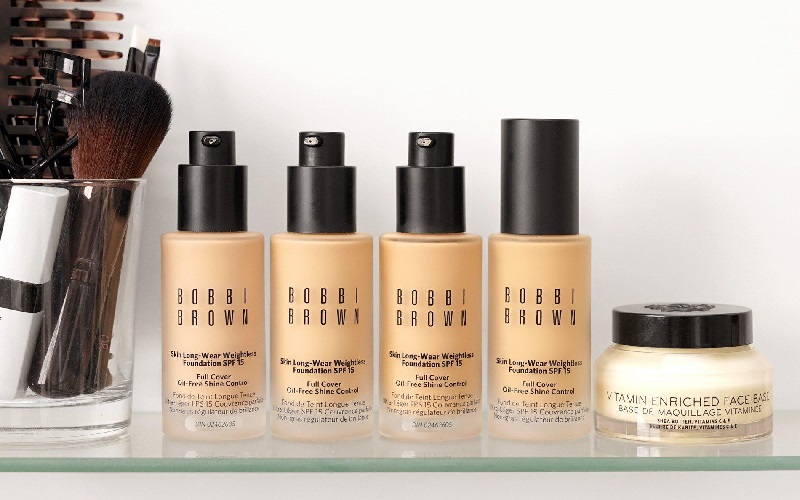 kem nền Bobbi Brown