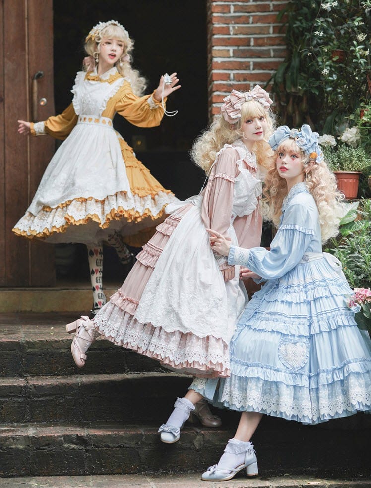 Váy Lolita họa tiết cảnh cung điện nguy nga - sakurafashion.vn