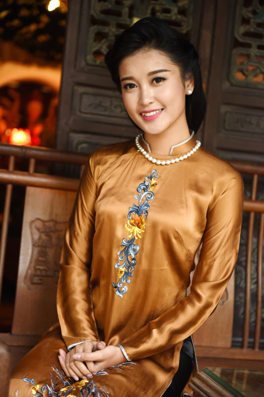 Áo dài vải Satin 