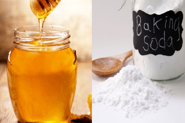 Tẩy tế bào chết toàn thân với mật ong và baking soda