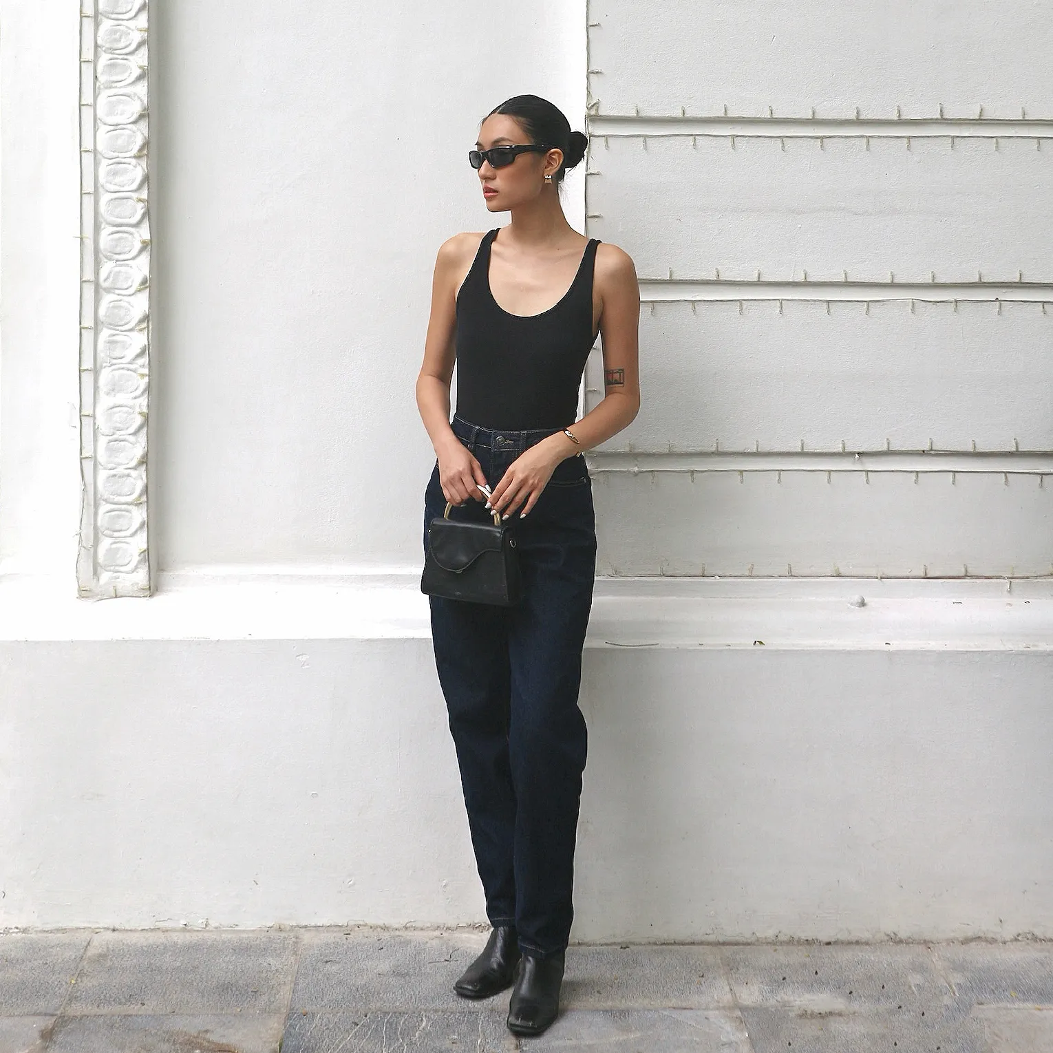 Quần Mom Jeans Lưng Cao Màu Indigo - ảnh 11