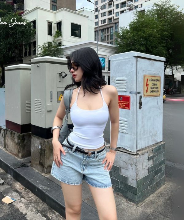 Quần Short Denim Nữ Lưng Vừa Classic Cut Màu Morning Blue