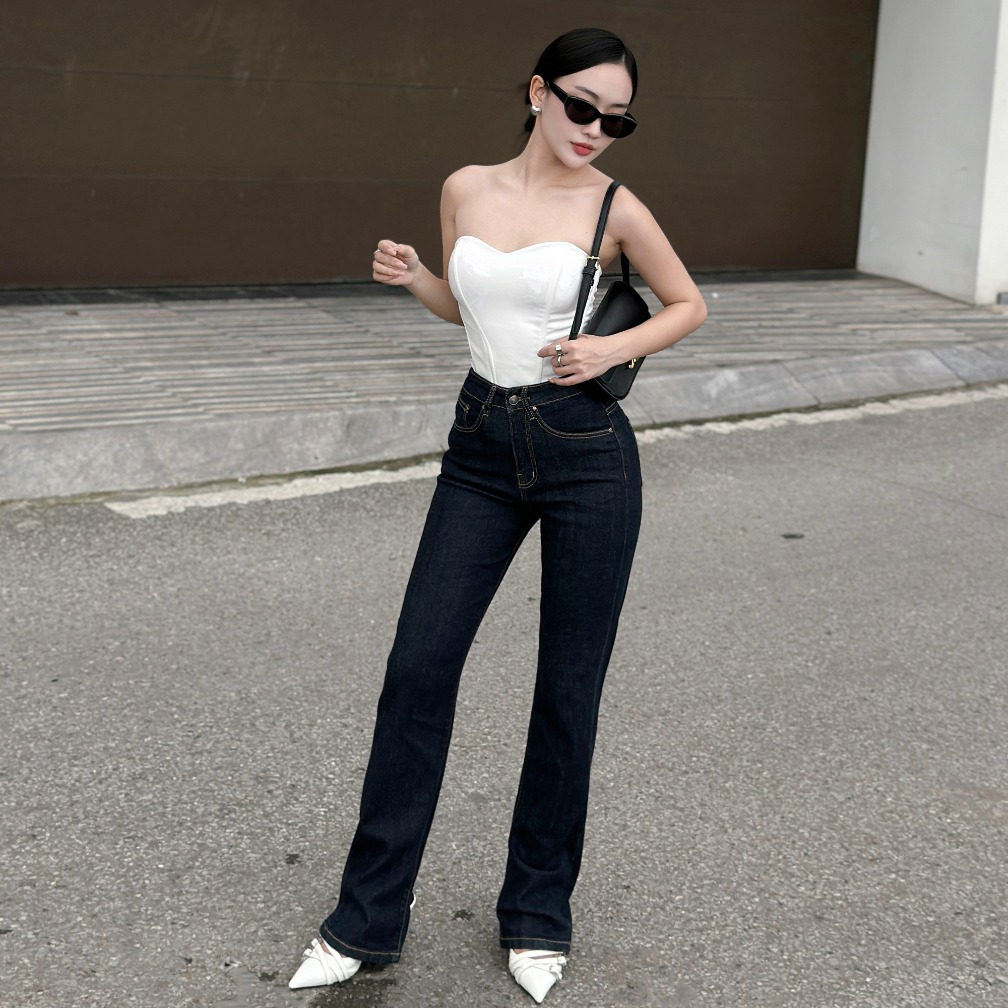 Quần Jean Ống Đứng Lưng Cao Dáng Slim Indigo